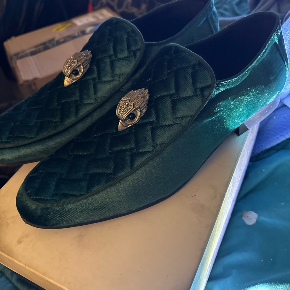 NIB Kurt Geiger Teal Velvet Hugh Eagle Head Formal Slip On Shoes , Size 9.5